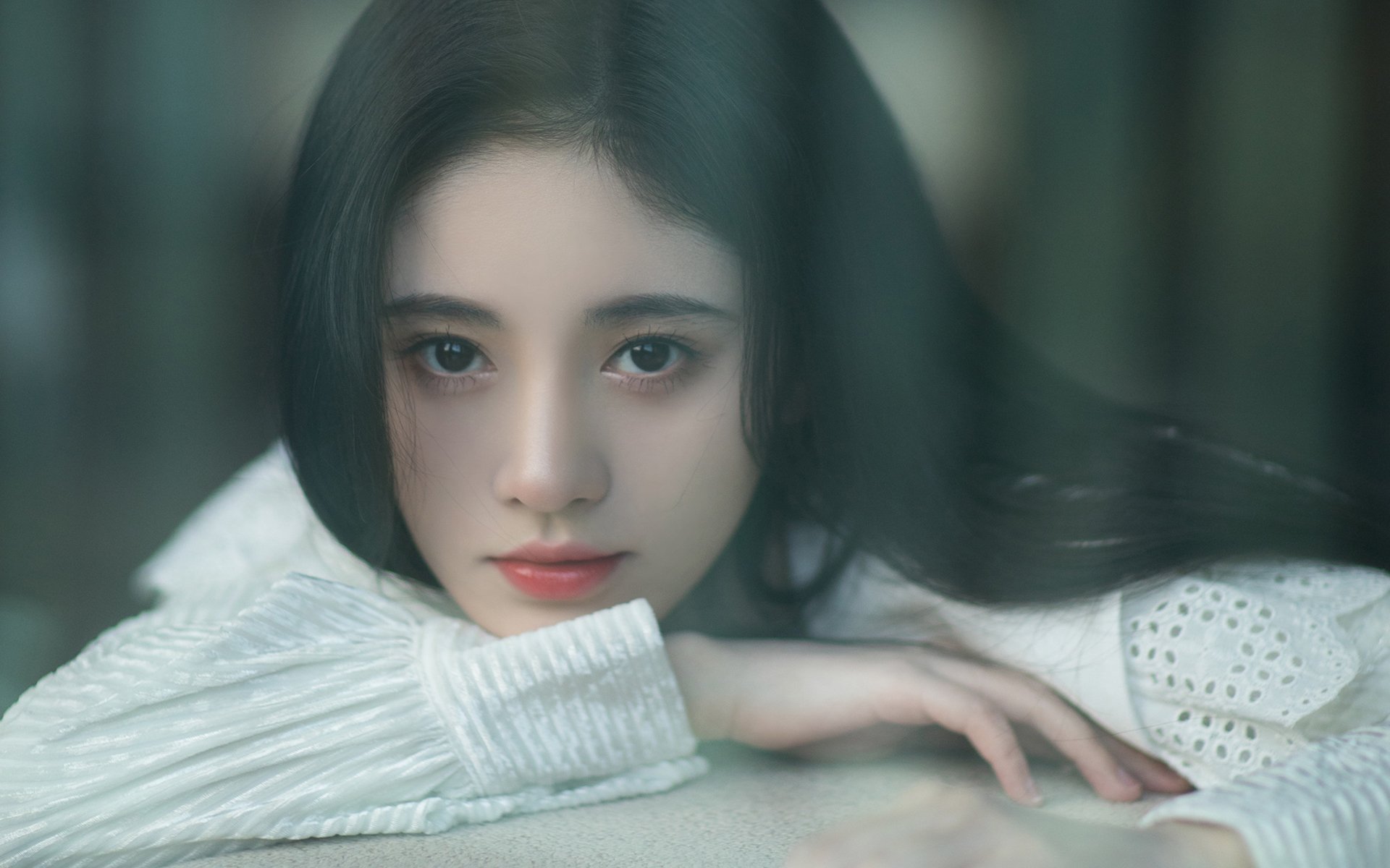 美网女单八强全部产生，郑钦文强势晋级，美网女双冠军